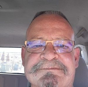 Meet your Posher, Bob